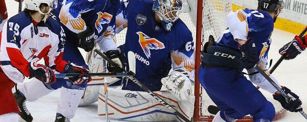 Матч между ХК Хумо и Звезда - Sputnik Узбекистан