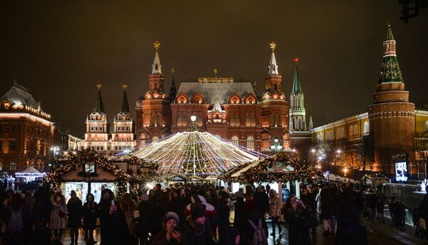 Международный фестиваль Рождественский свет в Москве - Sputnik Узбекистан