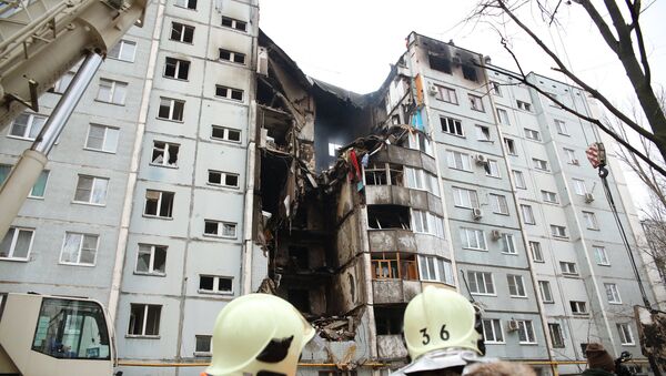 Последствия взрыва газа в жилом доме в Волгограде - Sputnik Узбекистан