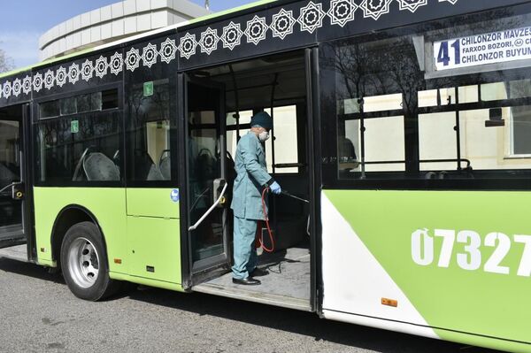 Дезинфекция в Узбекистане: как предотвращается распространение вируса - фото - Sputnik Узбекистан