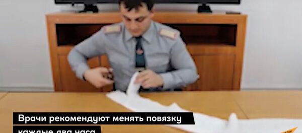 Мастер-класс от спасателей: как самим изготовить повязку Мастер-класс от спасателей: как самим изготовить повязку - Sputnik Узбекистан