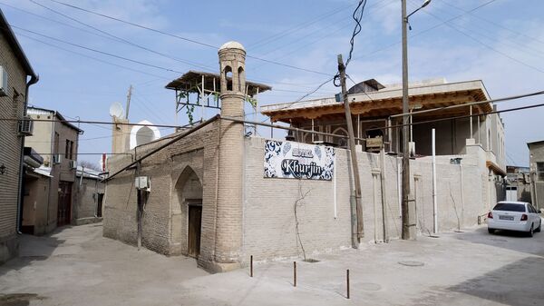 Незваный гость: как турбизнес Бухары выживает в карантин из-за COVID-19 - Sputnik Узбекистан