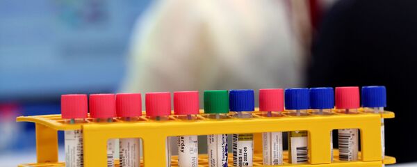 Пробирка с коронавирусом 2019-nCoV - Sputnik Ўзбекистон