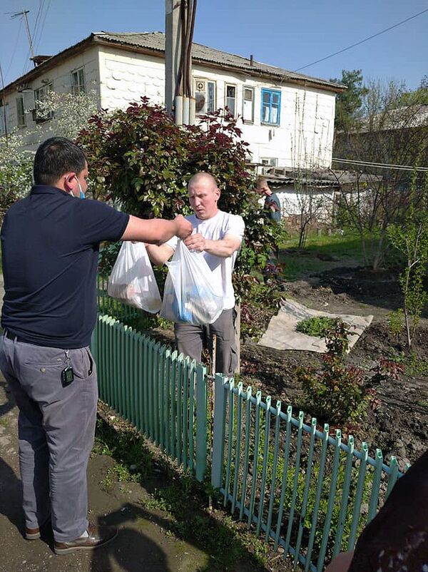 COVIDарность в Ташкенте: как организуют помощь одиноким престарелым - Sputnik Узбекистан