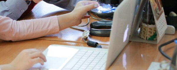 Дети за компьютером - Sputnik Ўзбекистон