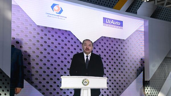 Стартовало совместное узбекско-казахское производство автомобилей Стартовало совместное узбекско-казахское производство автомобилей - Sputnik Узбекистан