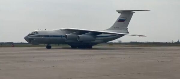 Россия доставила в Италию 30 аппаратов ИВЛ Россия доставила в Италию 30 аппаратов ИВЛ - Sputnik Узбекистан