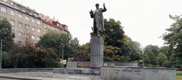 Памятник маршалу Коневу в Праге Памятник маршалу Коневу в Праге - Sputnik Узбекистан