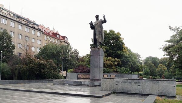 Памятник маршалу Коневу в Праге - Sputnik Узбекистан