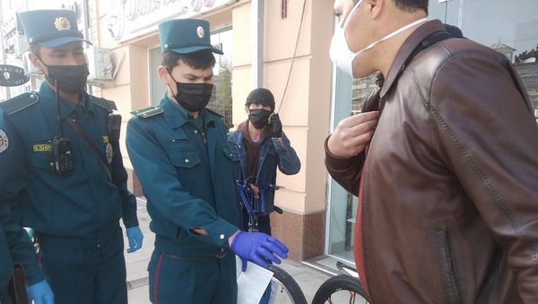 В Узбекистане начались рейды по выявлению велосипедистов, нарушивших карантин - Sputnik Узбекистан