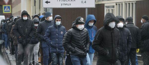 Мигранты в Москве Мигранты в Москве - Sputnik Ўзбекистон
