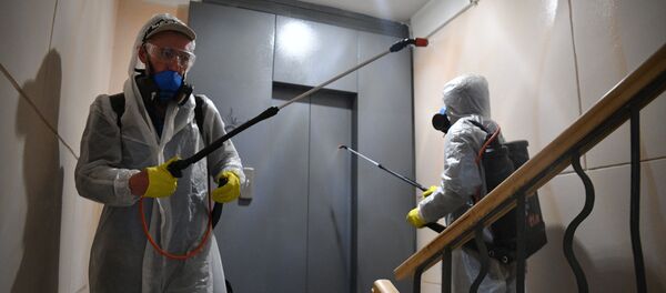 Dezinfeksiya podyezda jilogo doma - Sputnik O‘zbekiston