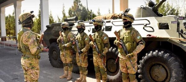 В Министерстве обороны объяснили появление военной техники на улицах Ташкента.  - Sputnik Ўзбекистон