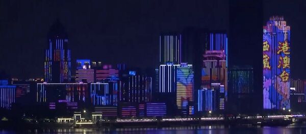 Light Show Marks End of Coronavirus Lockdown in Wuhan - Sputnik Узбекистан