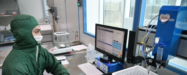 Лаборатория по производству реагентов для экспресс-тестов на коронавирус Лаборатория по производству реагентов для экспресс-тестов на коронавирус - Sputnik Узбекистан
