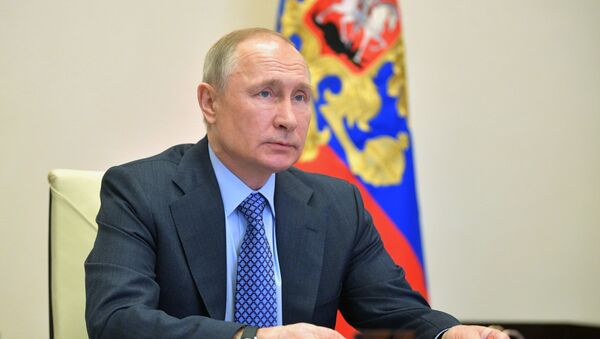 Онлайн-конференция Владимира Путина с правительством - Sputnik Узбекистан