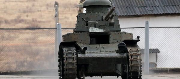 Первый советский танк готовят к параду Победы - Sputnik Ўзбекистон