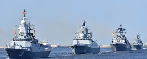 Репетиция парада ко Дню ВМФ в городах России Репетиция парада ко Дню ВМФ в городах России - Sputnik Ўзбекистон