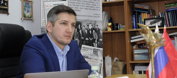 Glavniy redaktor Uchitelskoy gazeti Arslan Xasavov - Sputnik O‘zbekiston