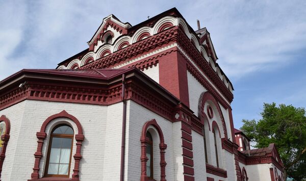 Исповедь по телефону и службы в Instagram: как верующим встречать Пасху - Sputnik Узбекистан