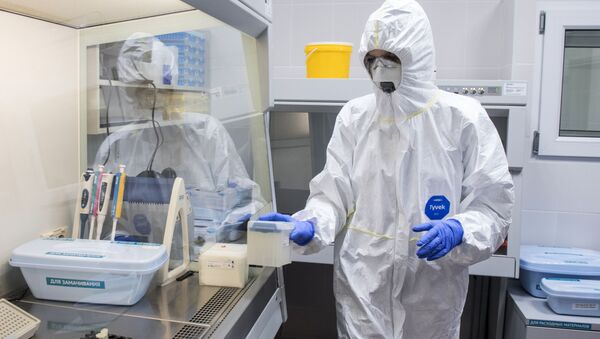 Лаборатория Инвитро начала тестирование на коронавирусную инфекцию  - Sputnik Узбекистан