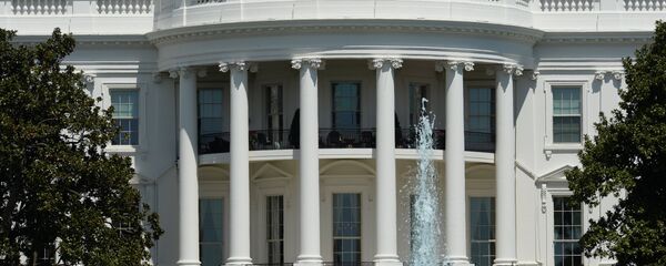 Белый дом в Вашингтоне Белый дом в Вашингтоне - Sputnik Ўзбекистон