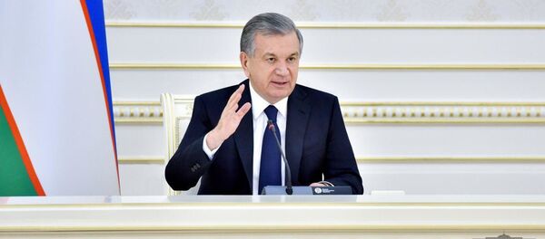 Шавкат Мирзиёев поручил смягчить карантин - Sputnik Ўзбекистон