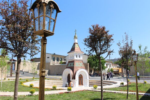 Часовня святого Георгия Победоносца у крепостной стены старого Ташкента   - Sputnik Узбекистан
