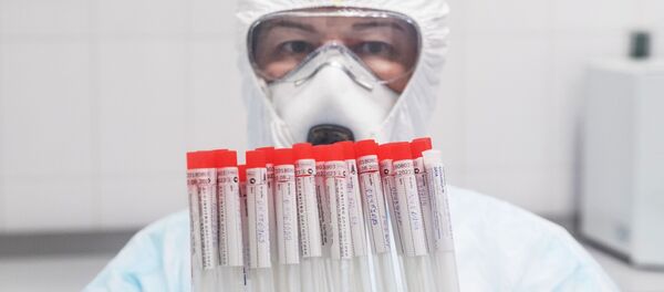 Лаборатория Инвитро начала тестирование на коронавирусную инфекцию Лаборатория Инвитро начала тестирование на коронавирусную инфекцию - Sputnik Ўзбекистон