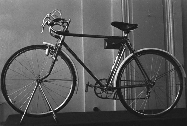 Все для фронта: Харьковский велозавод в Бухаре – от мин до хлопка - Sputnik Узбекистан