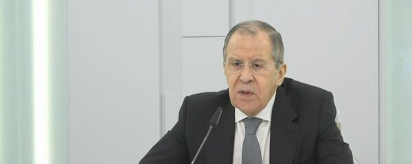 Лавров: Россия готова обсуждать новые виды вооружений за рамками СНВ-3 - Sputnik Узбекистан