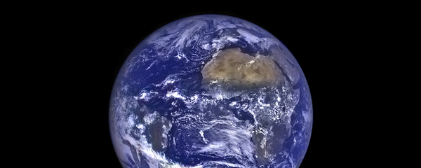 Вид Земли с орбиты Луны Вид Земли с орбиты Луны - Sputnik Узбекистан