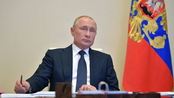 Президент РФ В. Путин провел совещание с главами регионов по борьбе с распространением коронавируса в РФ - Sputnik Узбекистан