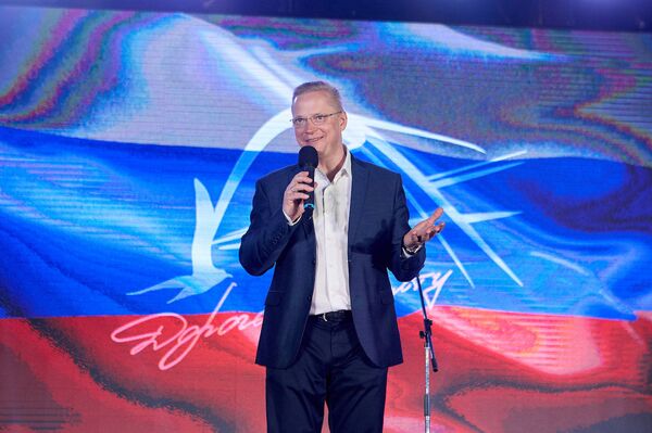 Общие ценности: фронтовые песни исполнят певцы из 15 стран - Sputnik Узбекистан