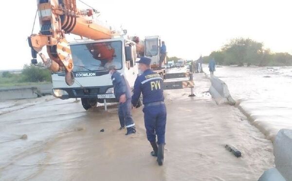 Самаркандскую область затопило из-за дождей - фото Самаркандскую область затопило из-за дождей - фото - Sputnik Узбекистан