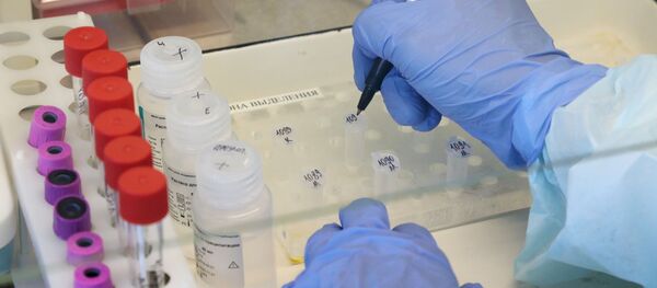 Лаборатория для тестирования на коронавирус в Архангельской области - Sputnik Ўзбекистон