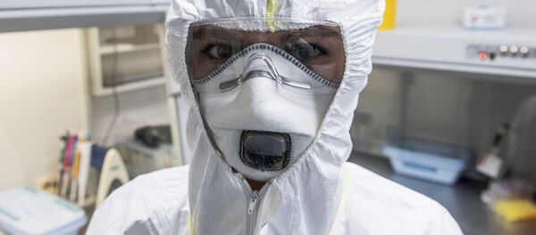 Лаборатория Инвитро начала тестирование на коронавирусную инфекцию  Лаборатория Инвитро начала тестирование на коронавирусную инфекцию  - Sputnik Ўзбекистон