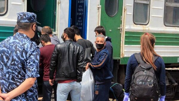 175 граждан вернулись домой после завершения карантинного периода - Sputnik Узбекистан
