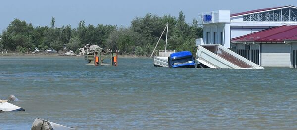 Ликвидация последствий ЧС в Сардобинском районе Сырдарьинской области - Sputnik Узбекистан