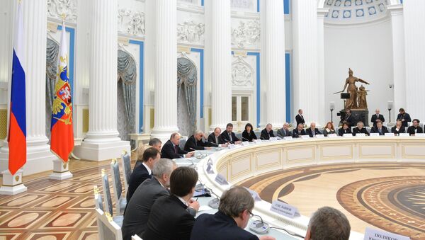 Президент РФ В. Путин провел заседание Совета по культуре и искусству - Sputnik Узбекистан