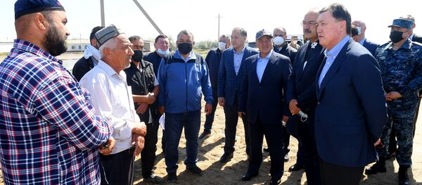 Премьеры Узбекистана и Казахстана дали старт строительству нового микрорайона в Туркестанской области - Sputnik Узбекистан