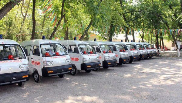 UzAuto Motors отправила автомобили скорой помощи в Таджикистан - Sputnik Узбекистан