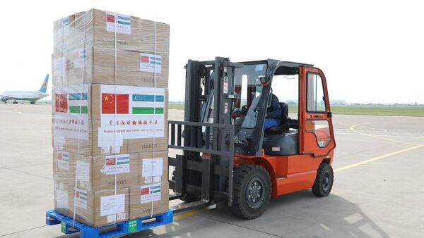 Китай предоставил гуманитарную помощь Узбекистану - Sputnik Узбекистан