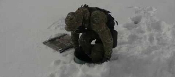 Тропа разведчика: как проходят полосу препятствий мотострелки Северного флота  - Sputnik Узбекистан