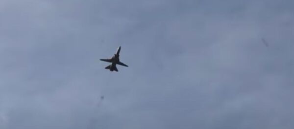 Встали на крыло: первые полеты молодых летчиков-выпускников на сверхзвуковых самолетах - Sputnik Узбекистан