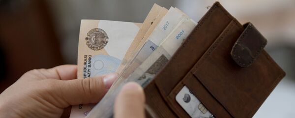 В Андижане чиновники присвоили деньги малоимущих граждан - Sputnik Узбекистан