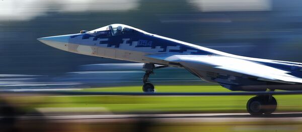 Истребитель пятого поколения Су-57 - Sputnik Узбекистан