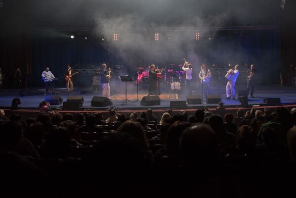 Концерт Эмира Кустурицы в Ереване. 25.12.2015 - Sputnik Узбекистан