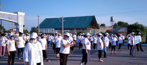 В Андижане прошли пешие марафоны, несмотря на карантин - Sputnik Узбекистан