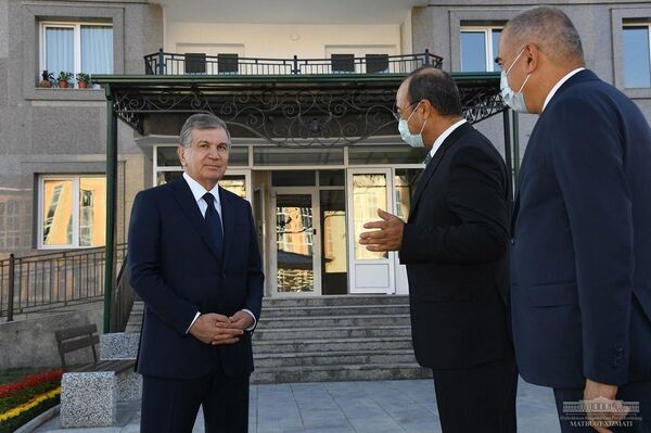 Мирзиёев назвал критерий, по которому нужно реализовывать все проекты Мирзиёев назвал критерий, по которому нужно реализовывать все проекты - Sputnik Узбекистан